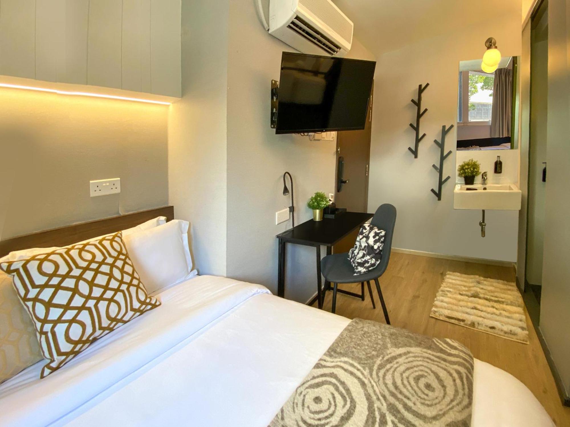 St Signature Bugis Beach, Short Overnight, 12 Hours, Check In 7pm Or 9pm Singapore