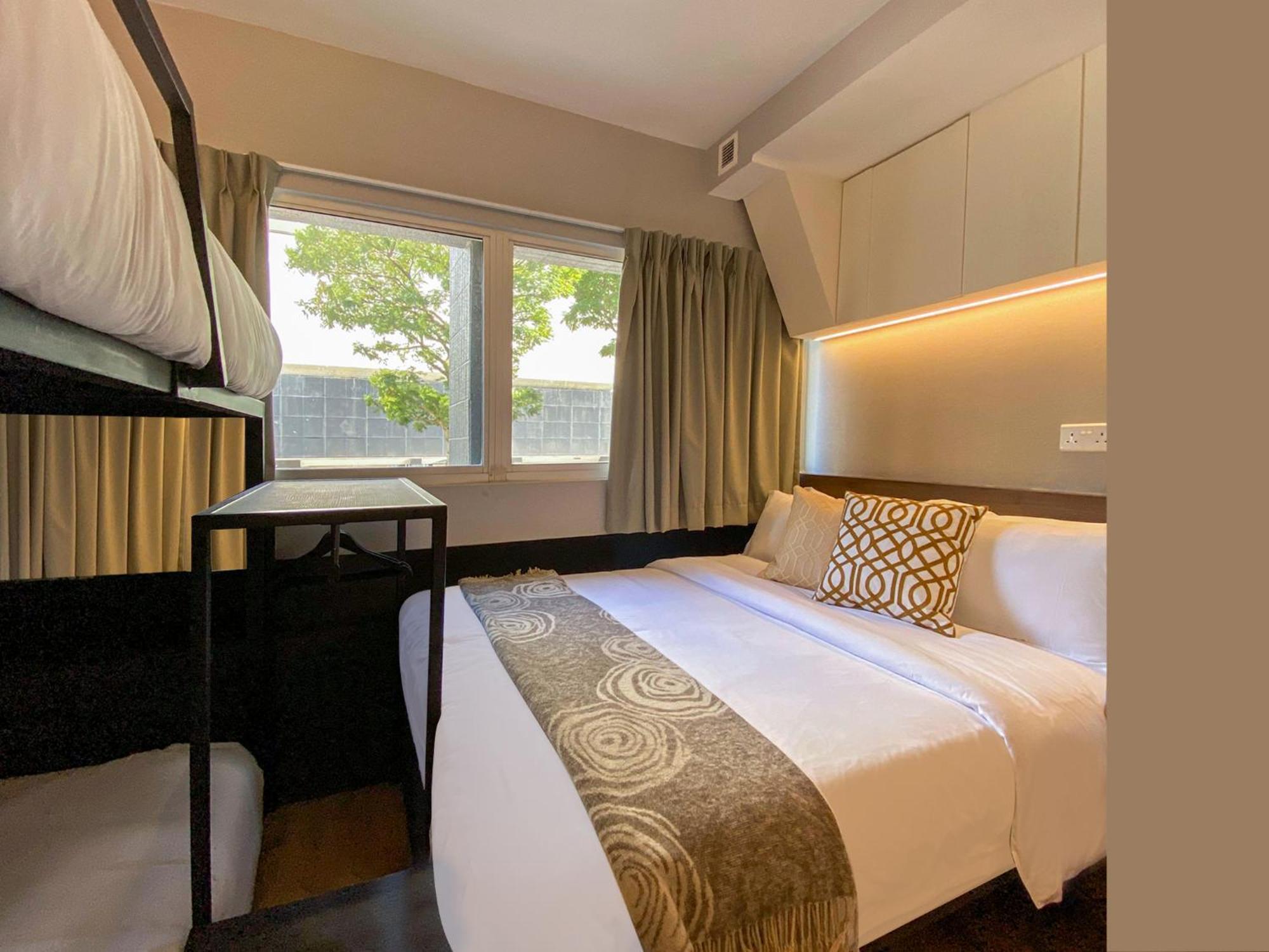 Hotel St Signature Bugis Beach, Short Overnight, 12 Hours, Check In 7pm Or 9pm