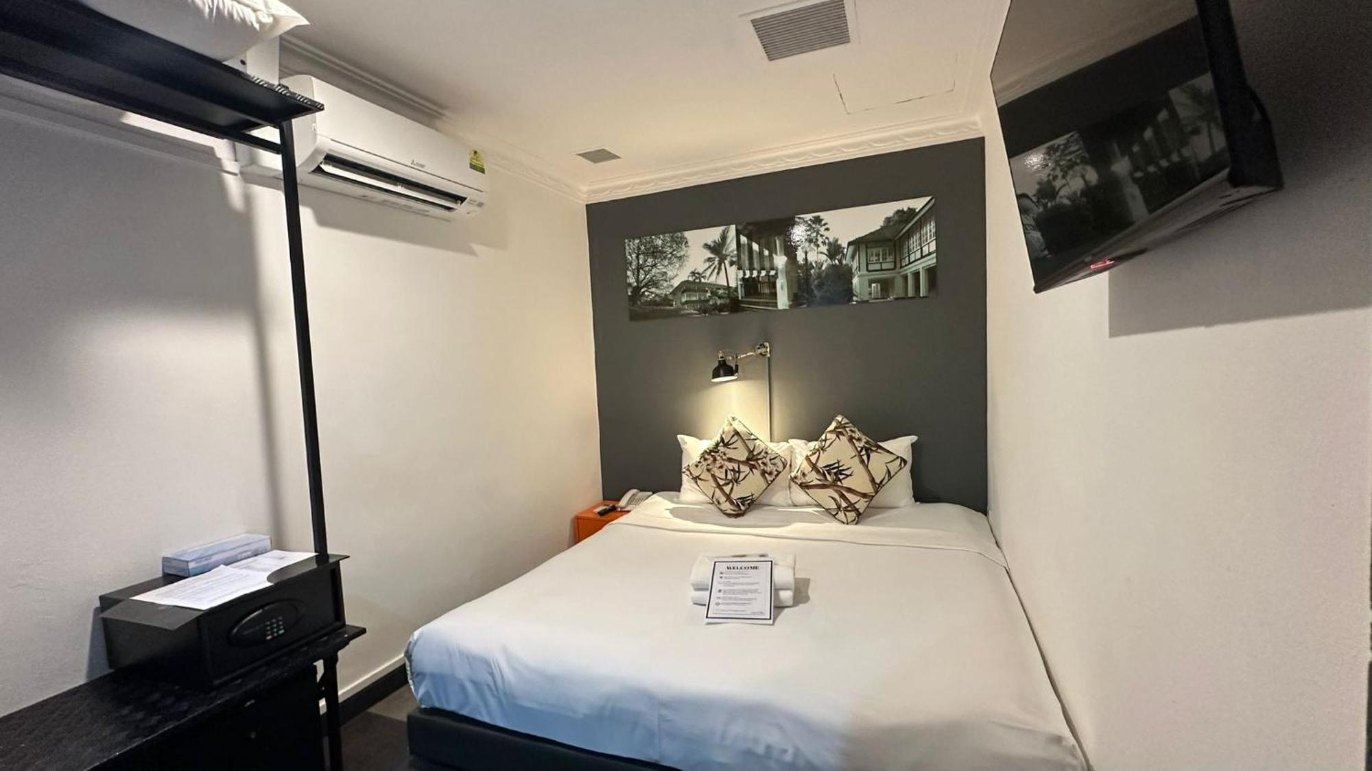 Hotel Check-Inn At Little India 3*
