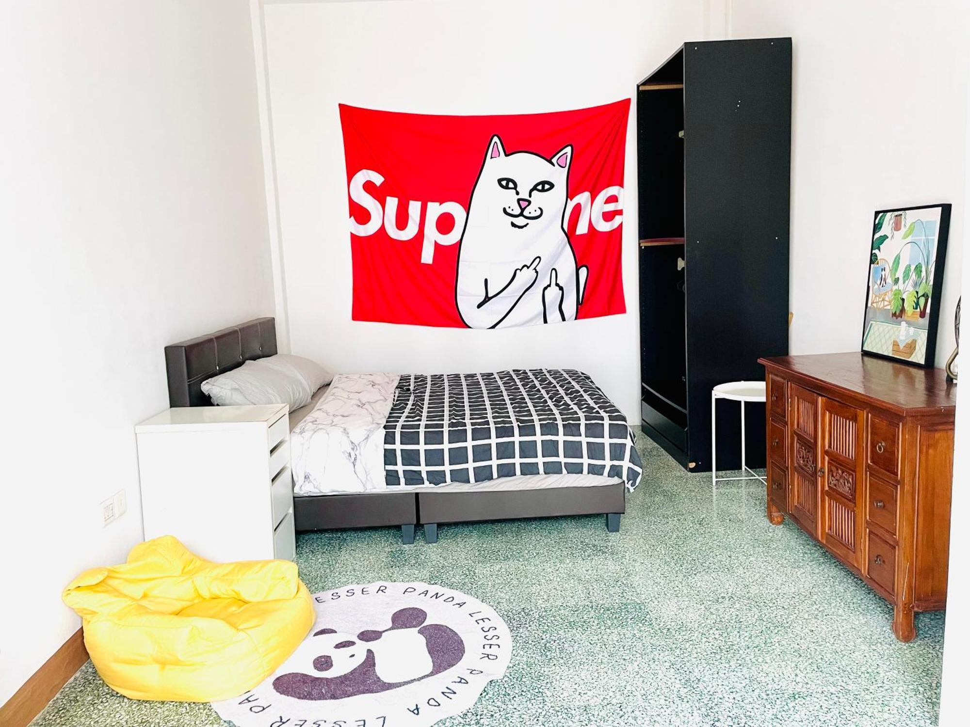 Convenient Rare House In Singapore