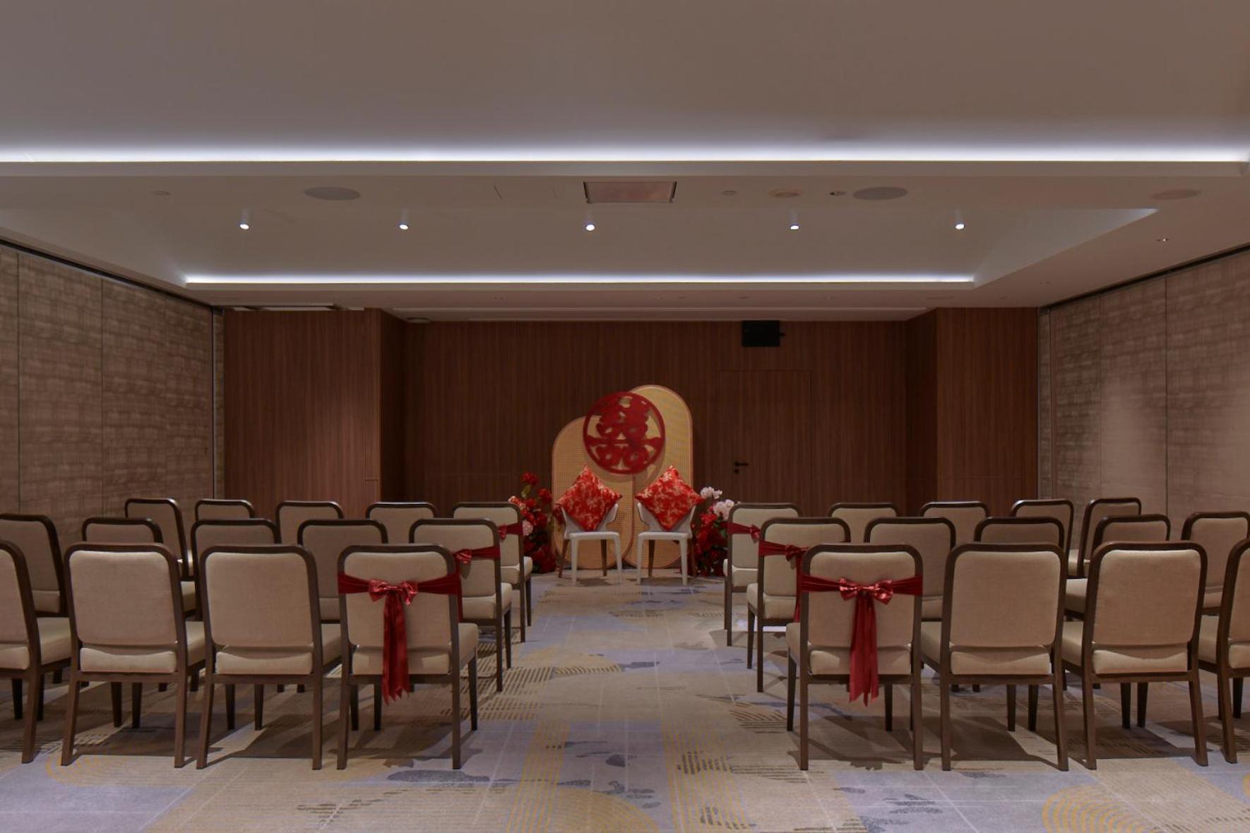 Hotel Amara - Newly Renovated