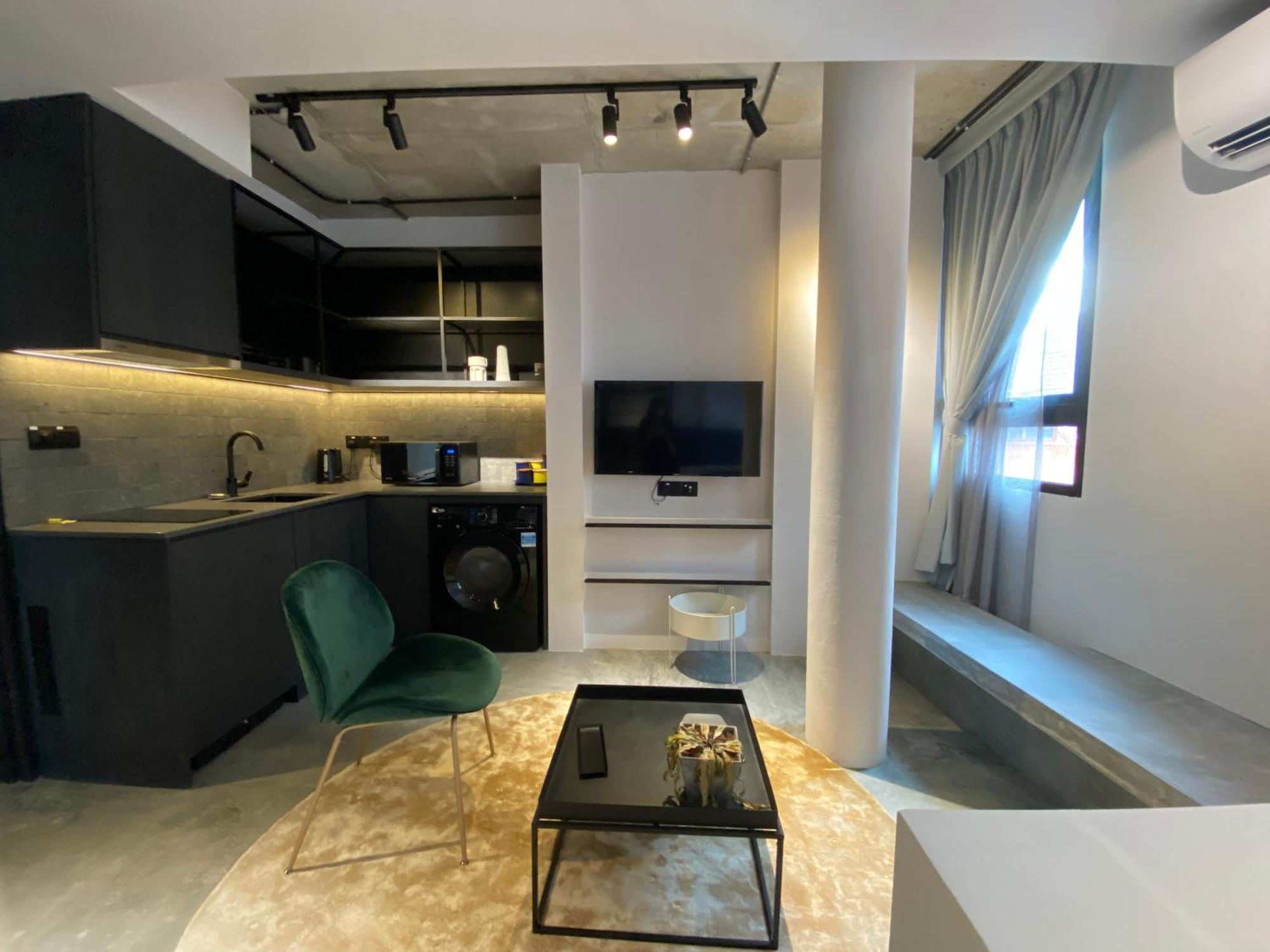 Base Residences Gemmil Lane Apartment