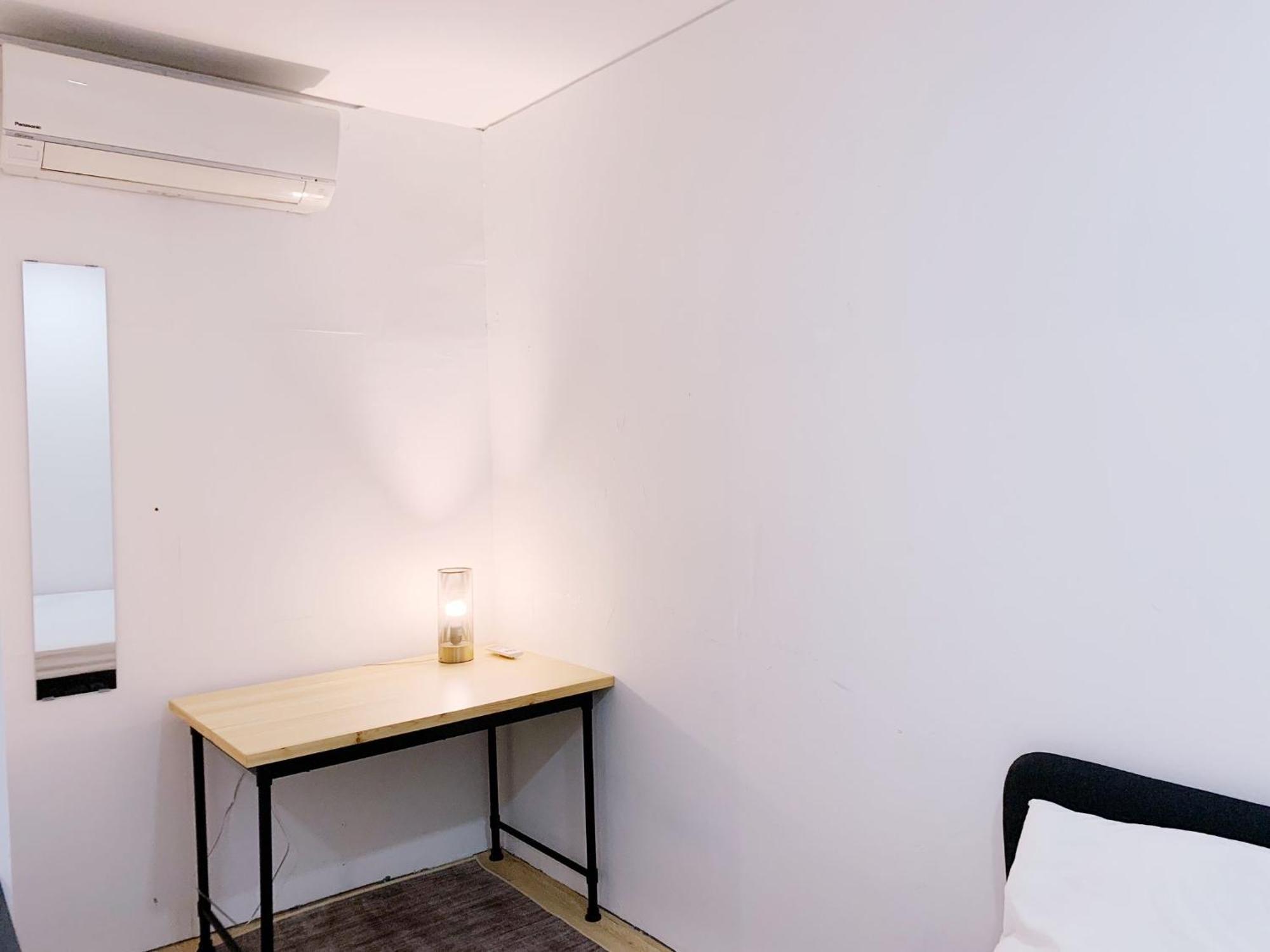 Radzone Hostel Singapore