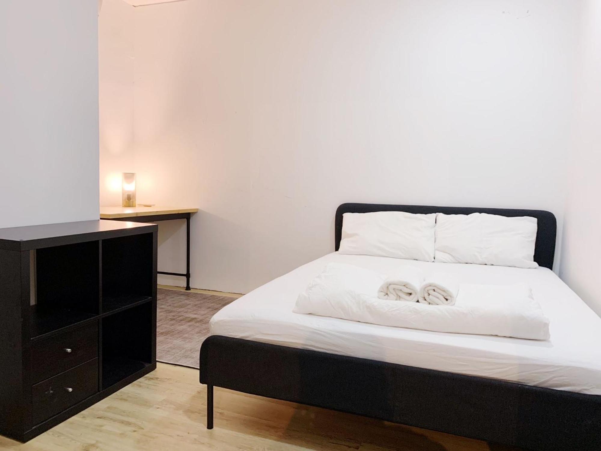 Radzone Hostel Singapore