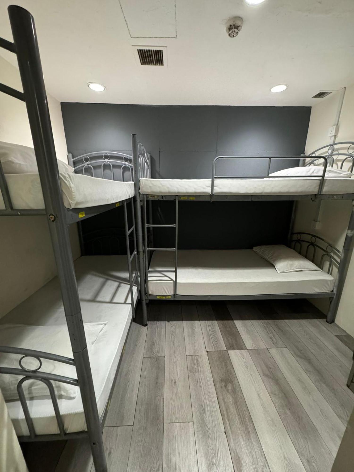 Hostel Snooze @dunlop Street Singapore