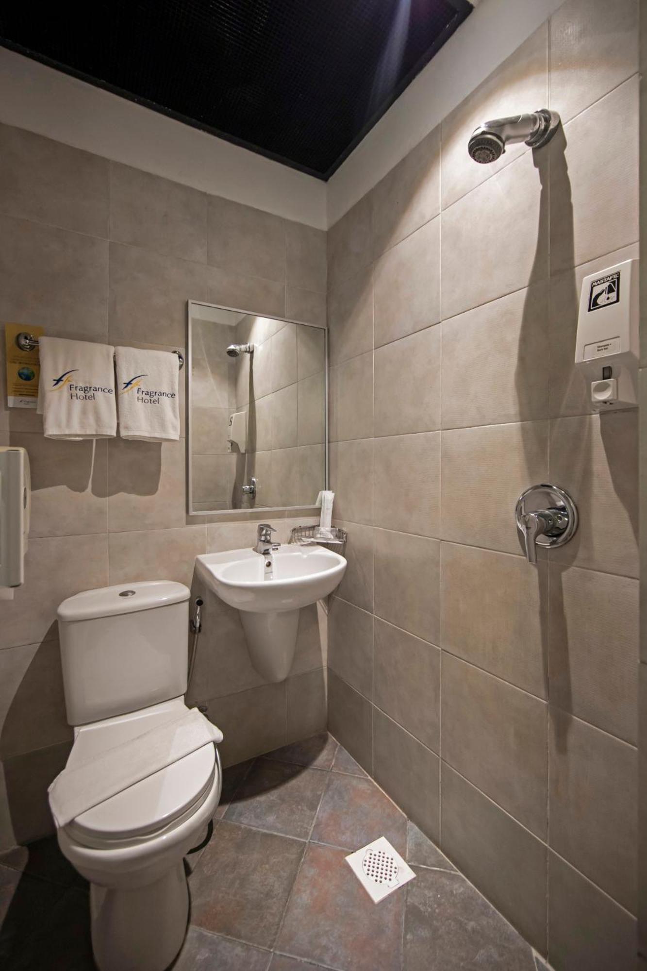 Hotel Fragrance - Balestier 2*