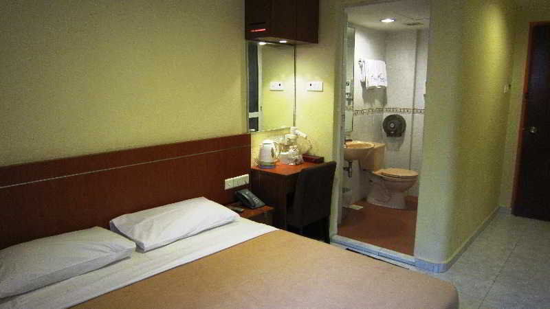 Ibis Budget Ametrine Hotel 2*