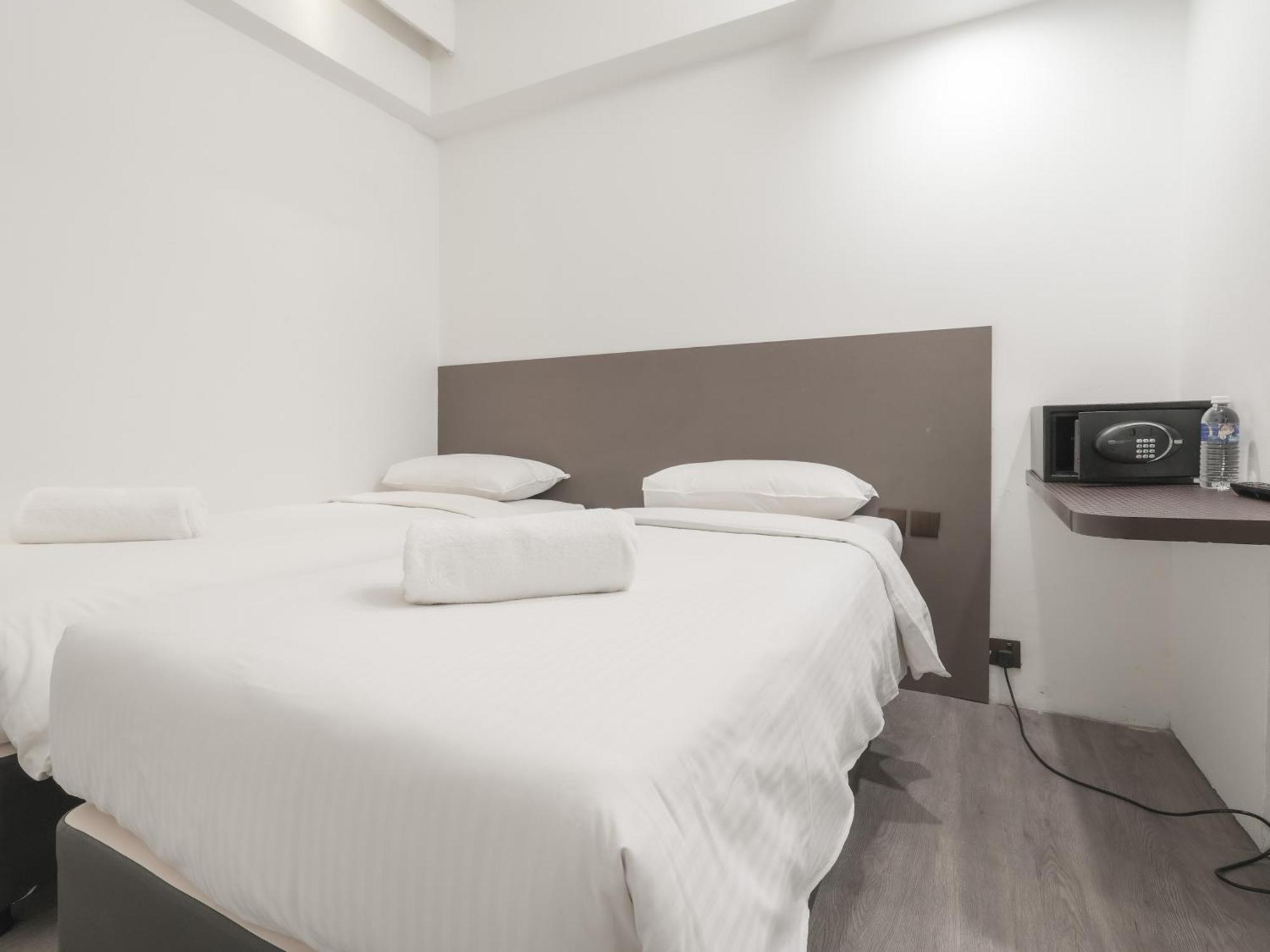 A Dickson Hotel