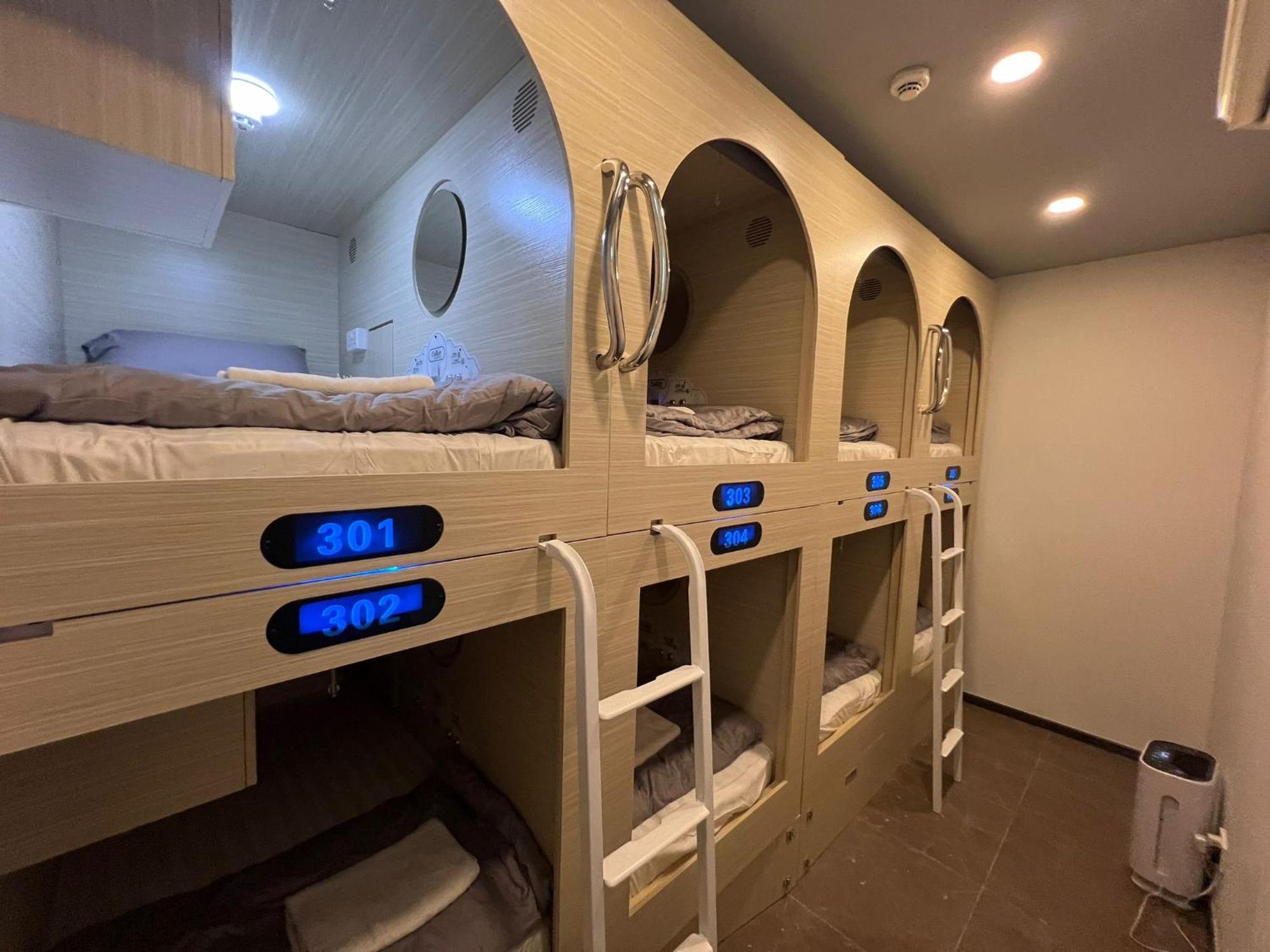 Coller Chinatown Hostel