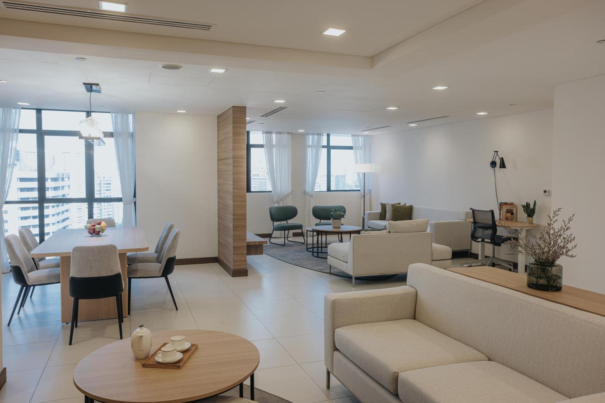 Aparthotel Novotel Living Orchard 4*