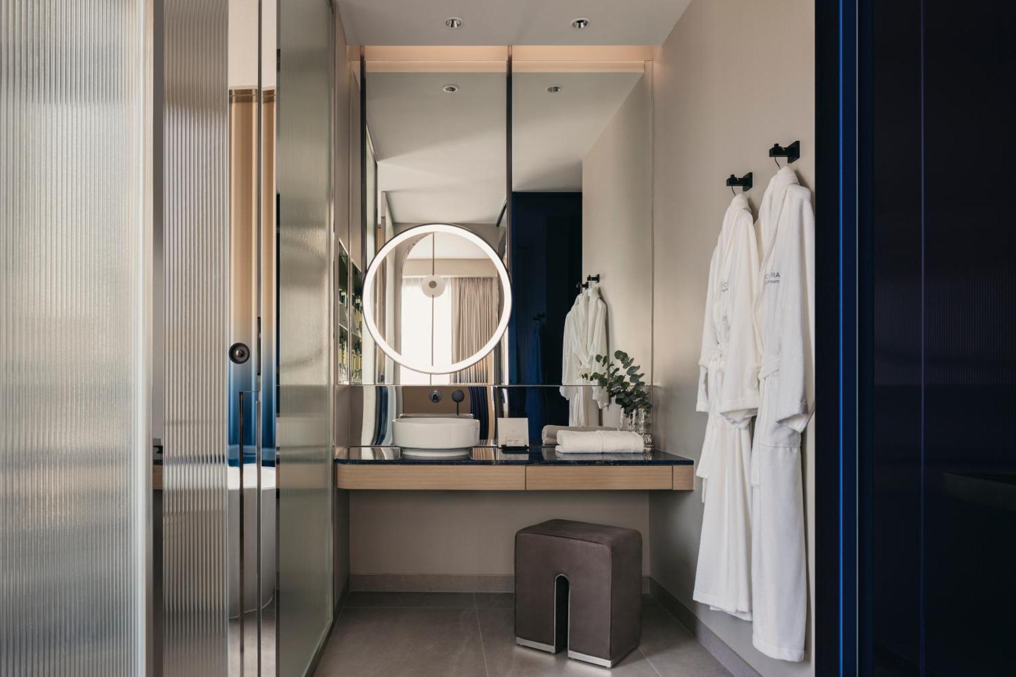 Mondrian Duxton 5*