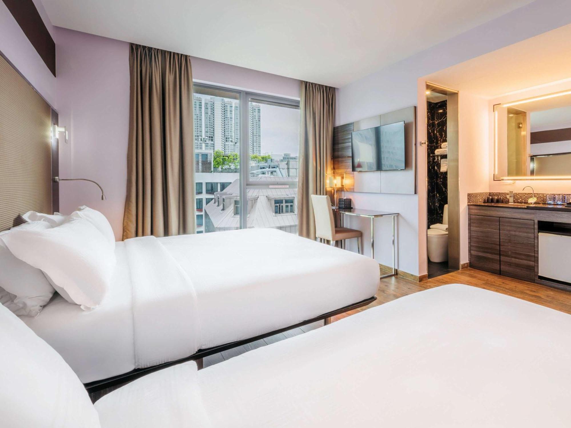 Mercure Tyrwhitt Hotel 4*