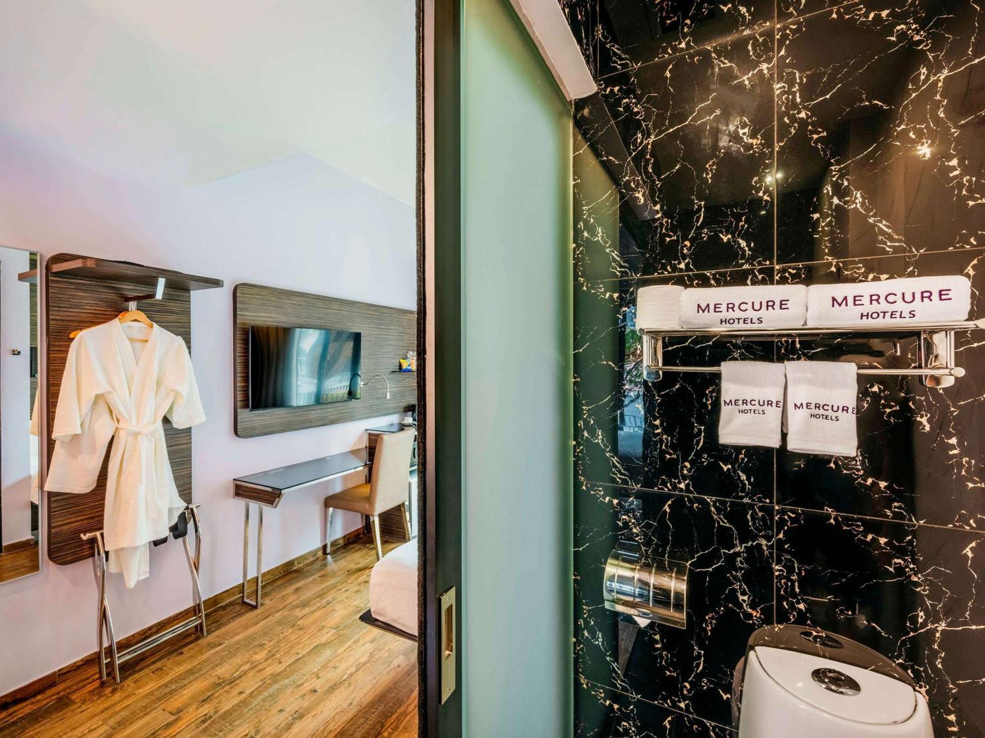 Mercure Tyrwhitt Hotel
