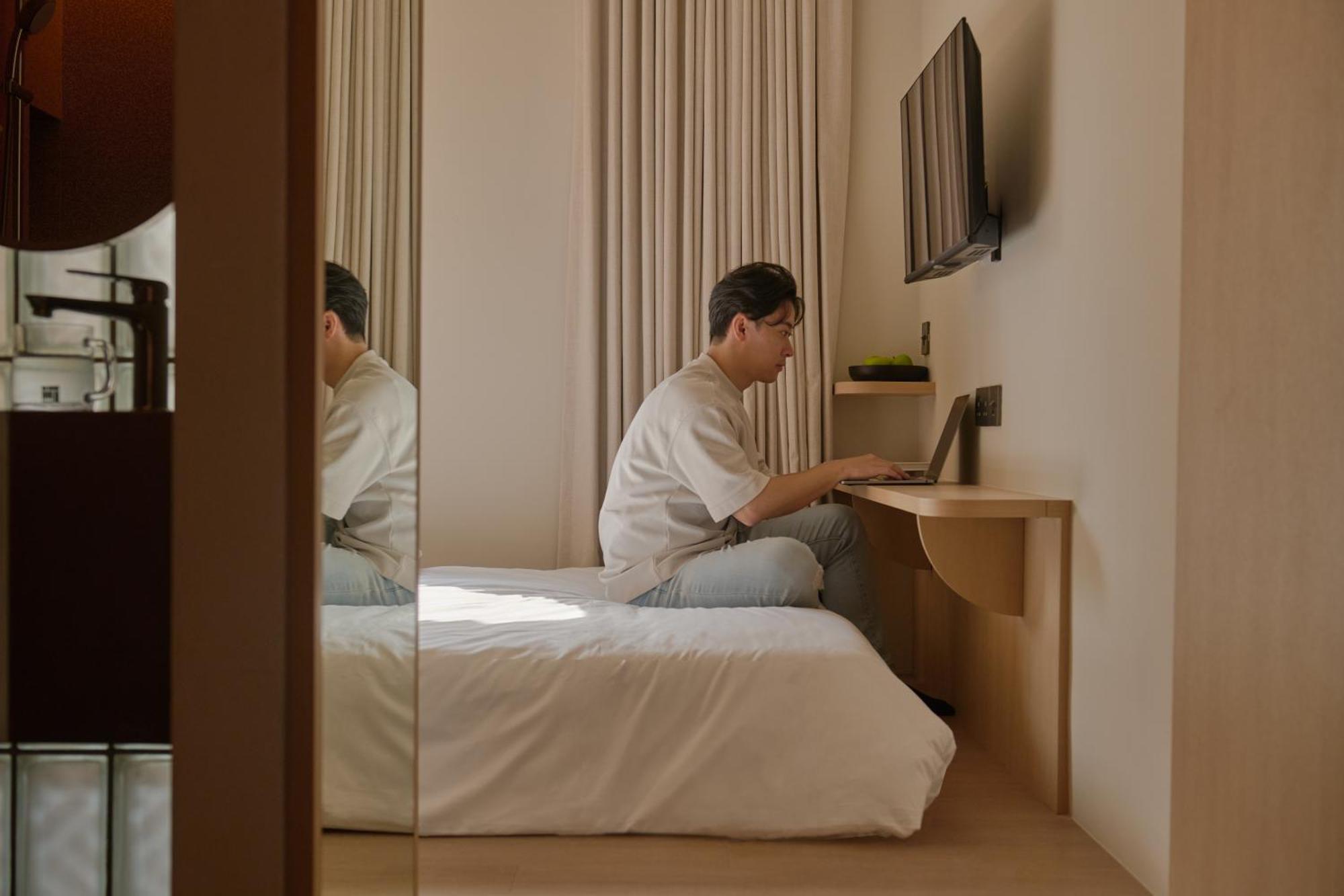 Hotel Kinn Habitat 2*
