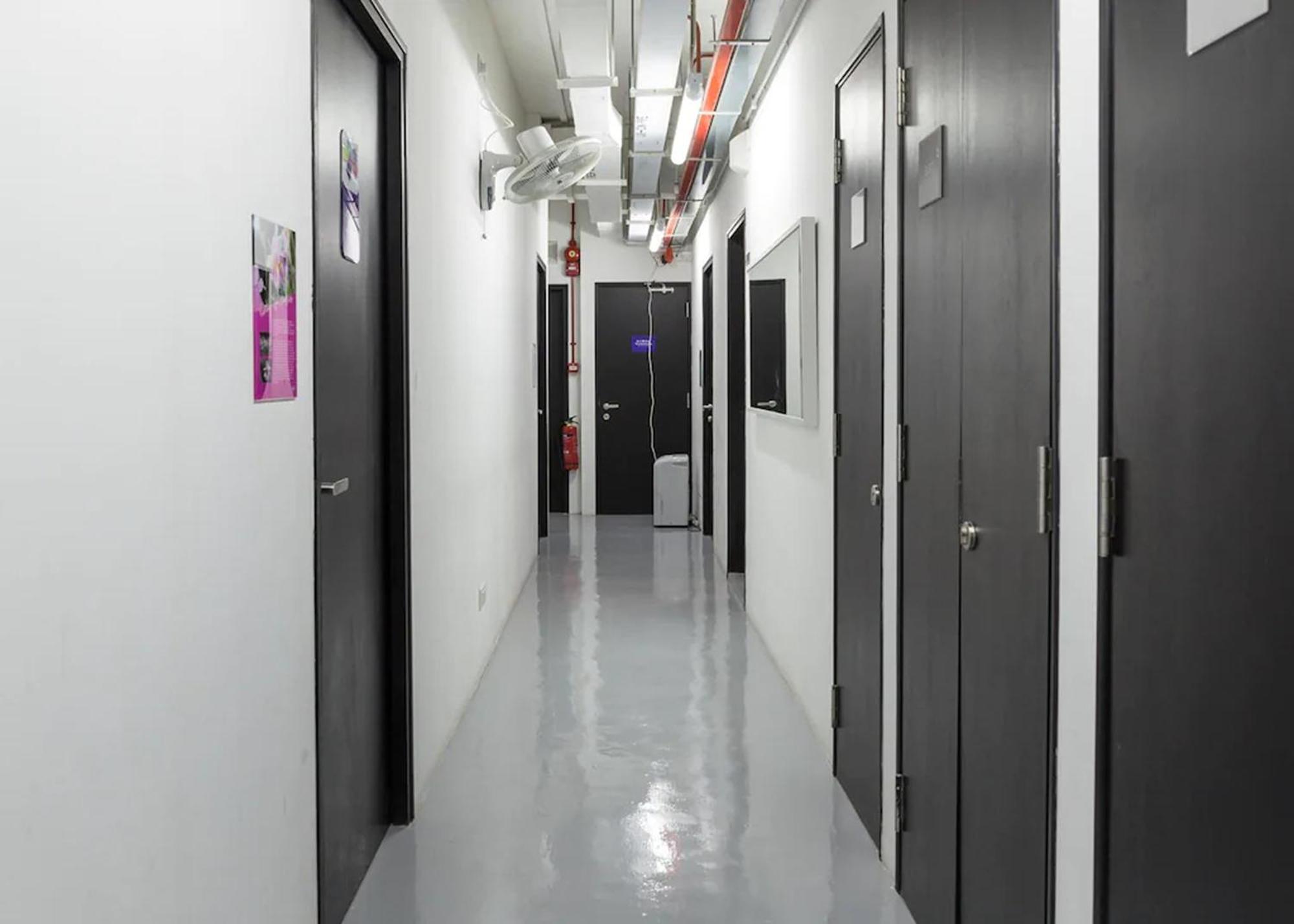 Hostel Checkers Singapore
