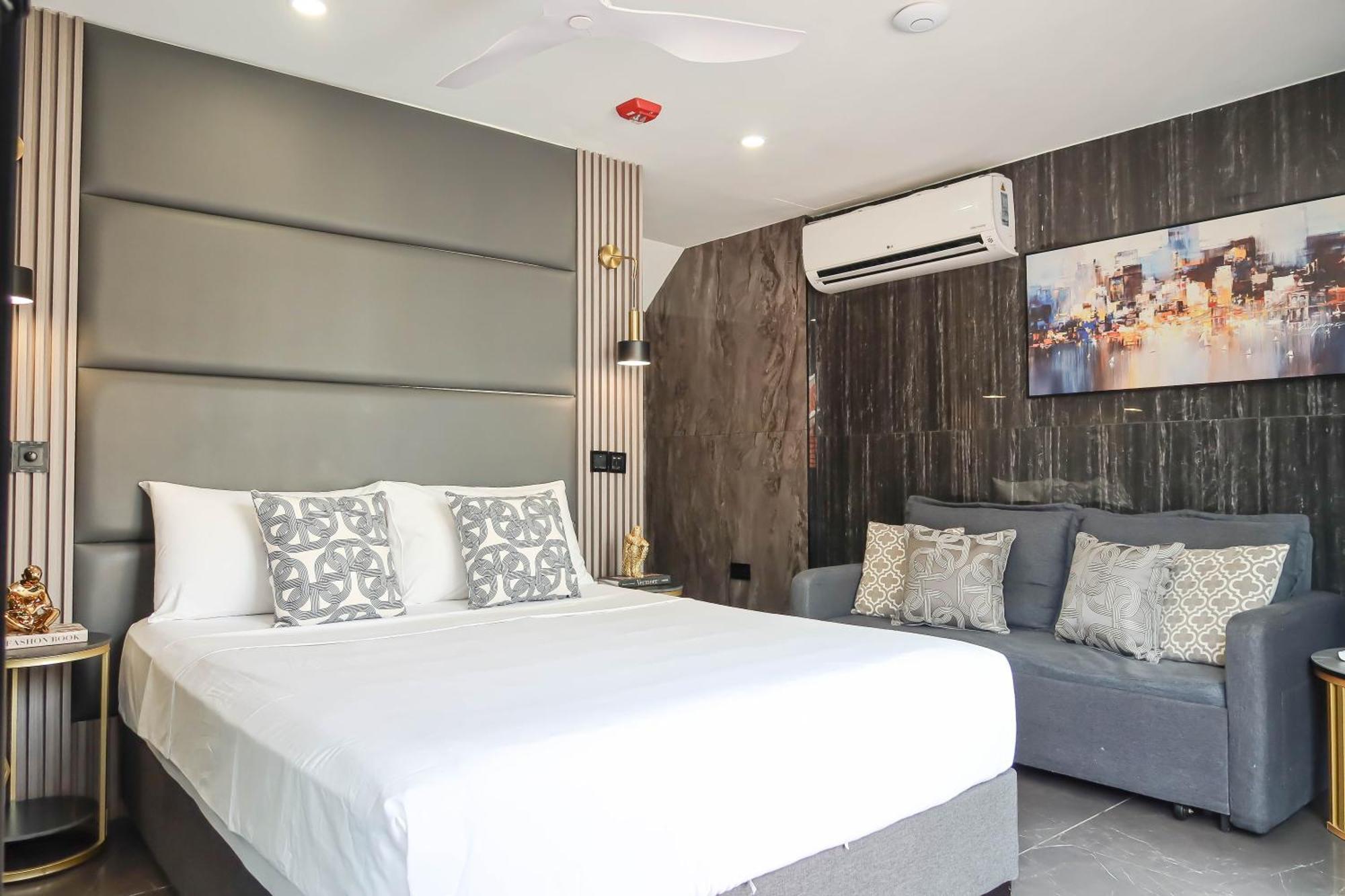 Apartemen Rr & *