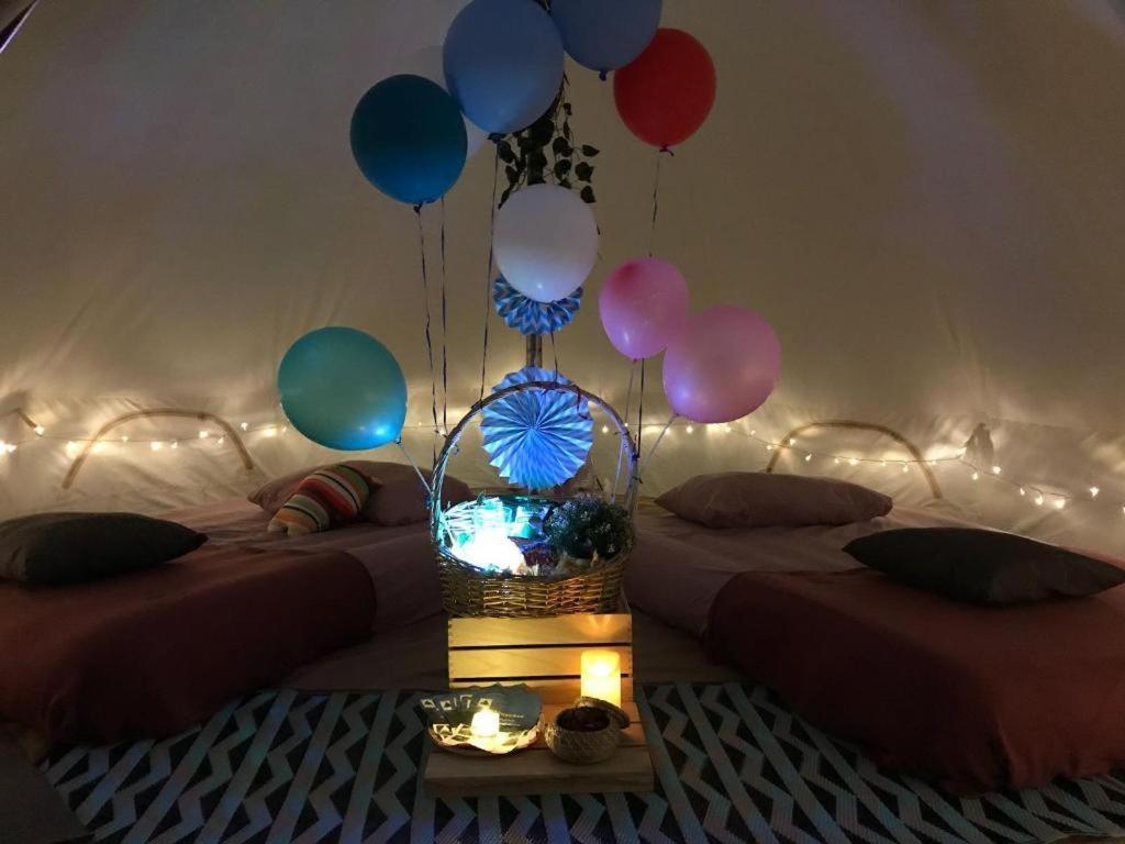 Hotel Glamping Kaki Singapore