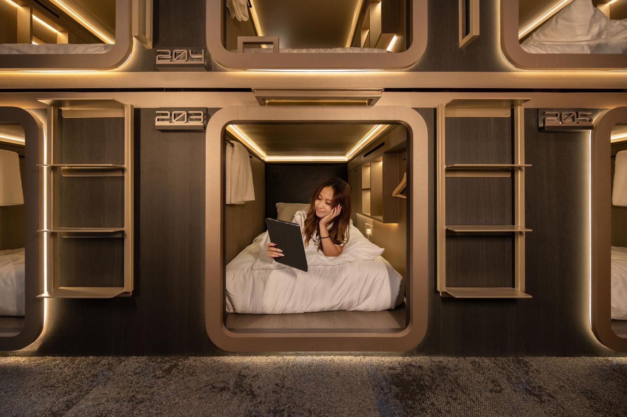 Cube Social Boutique Capsule At Boat Quay Hostel