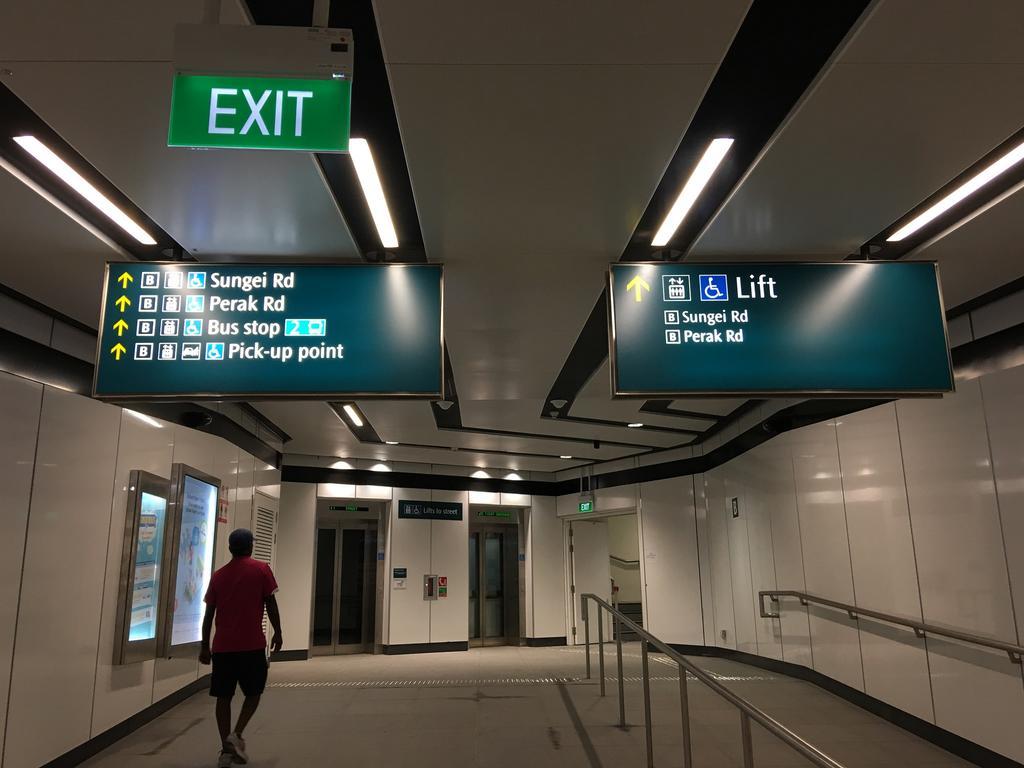 Adamson - Hostel Singapore