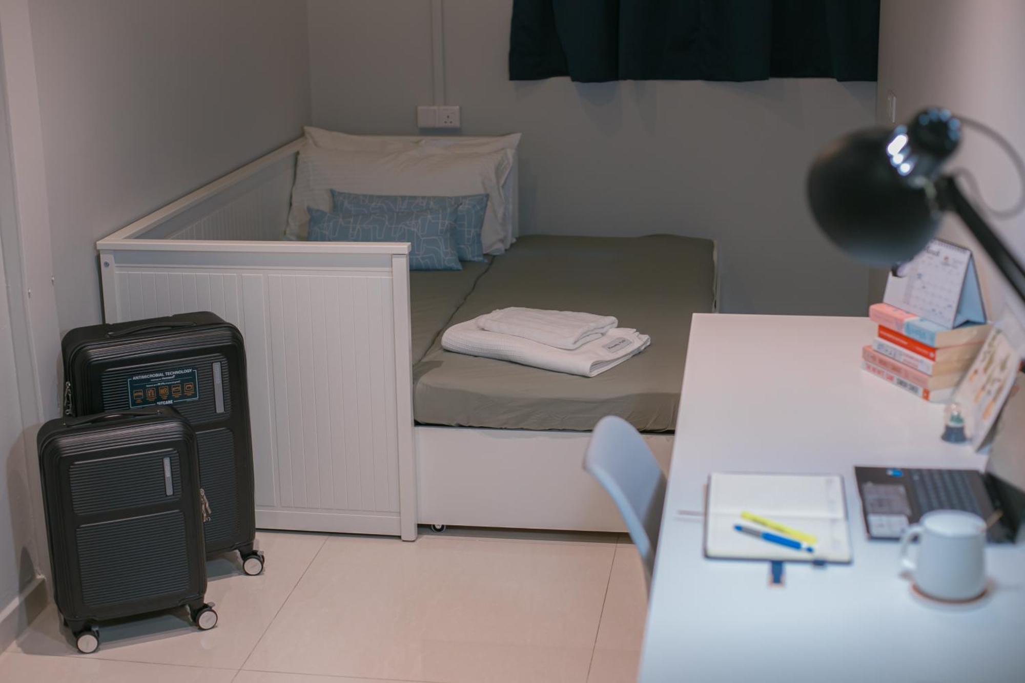 Bluewaters Collab Quarters Hostel *