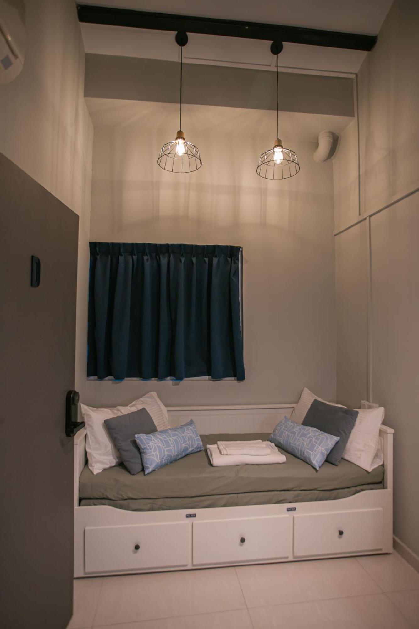 Bluewaters Collab Quarters Hostel Singapore