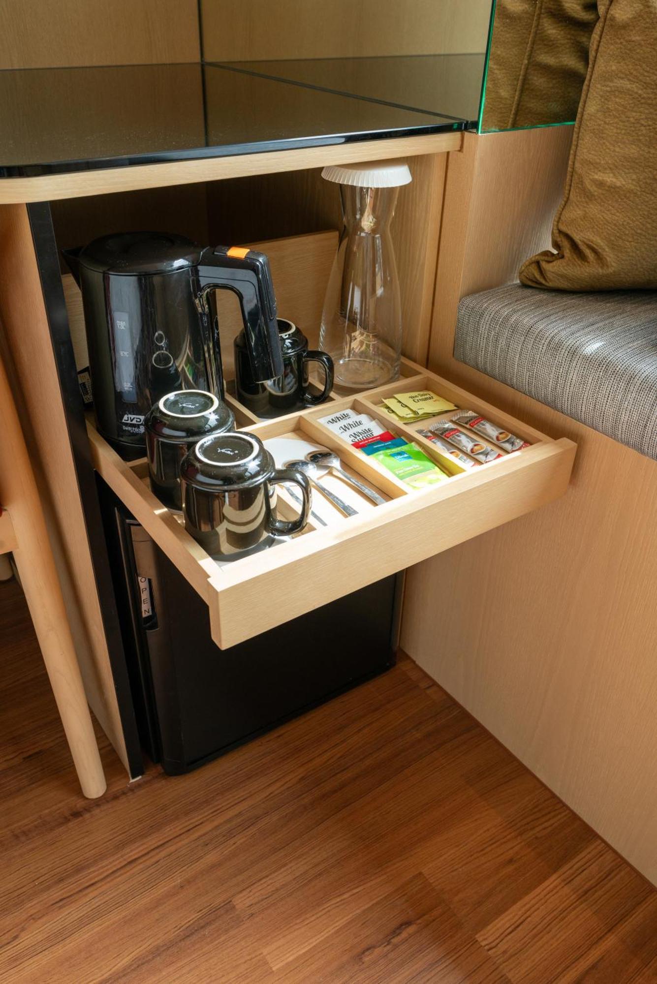 Ibis On Bencoolen - Newly Renovated Hotel 4*