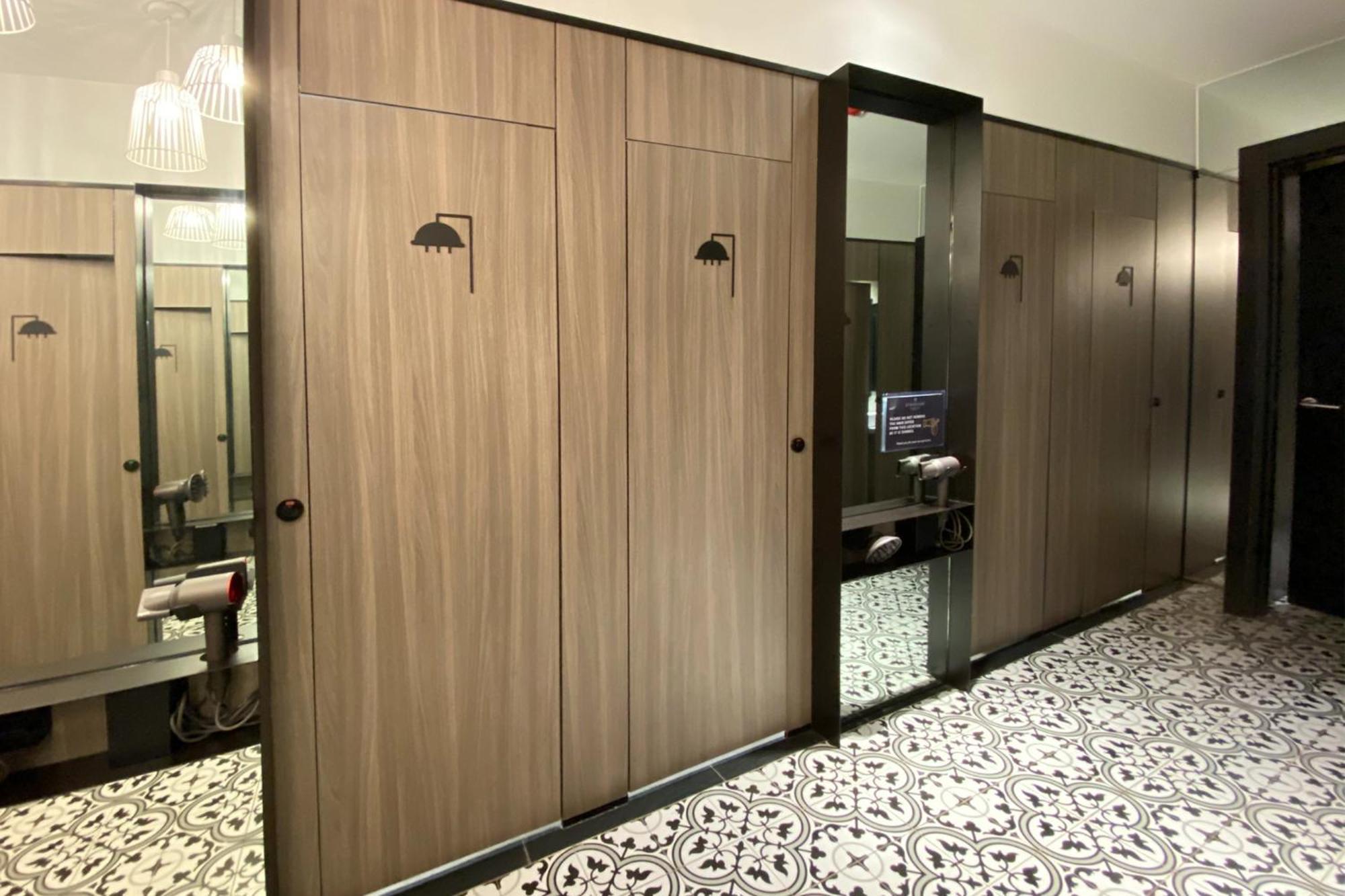 St Signature Jalan Besar Hotel 3*