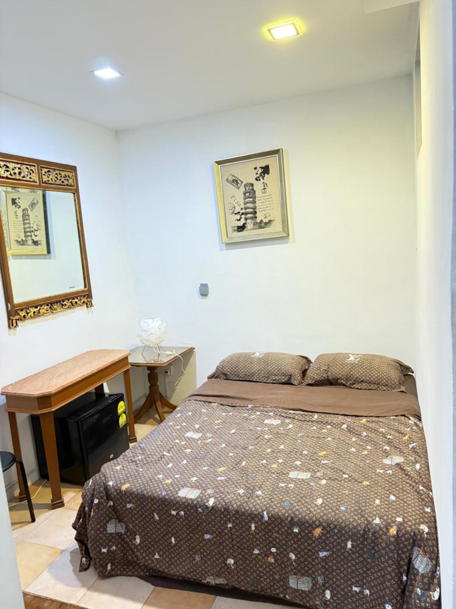 Master At Orchard Road Bed & Breakfast Singapore