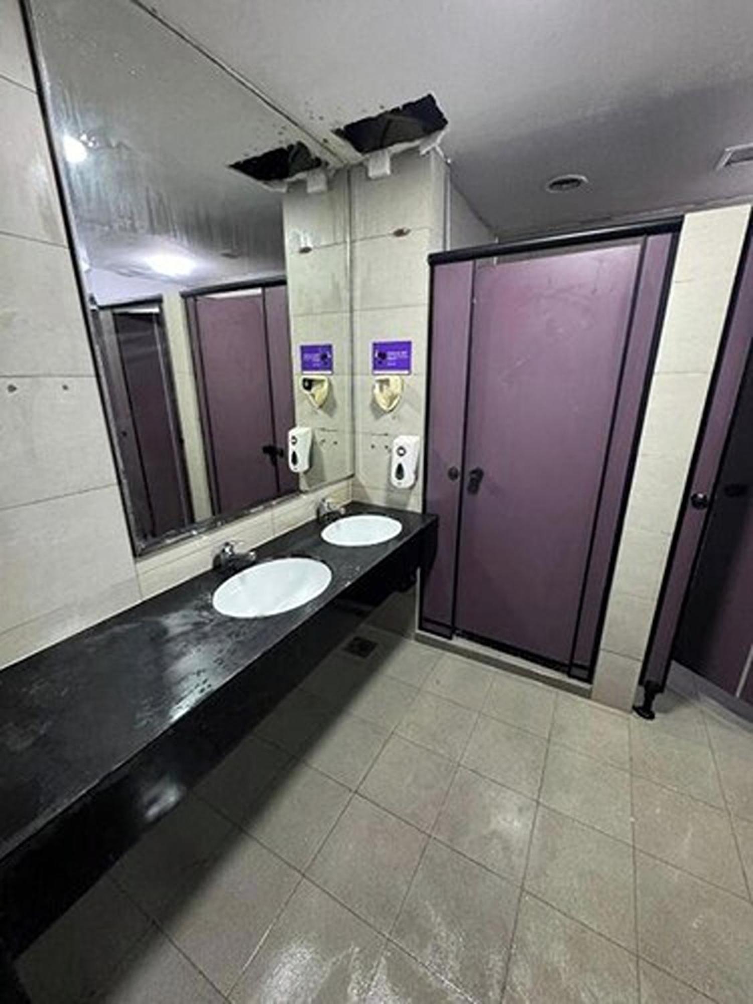 Checkers Hostel *