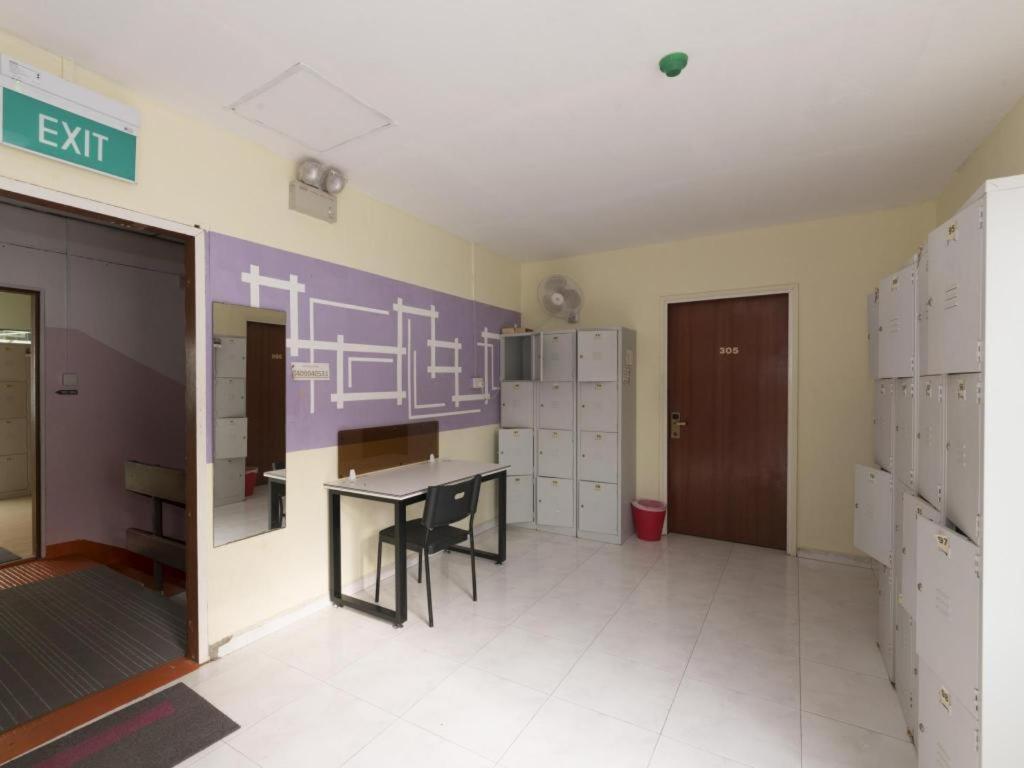 Hostel Traveller@sg