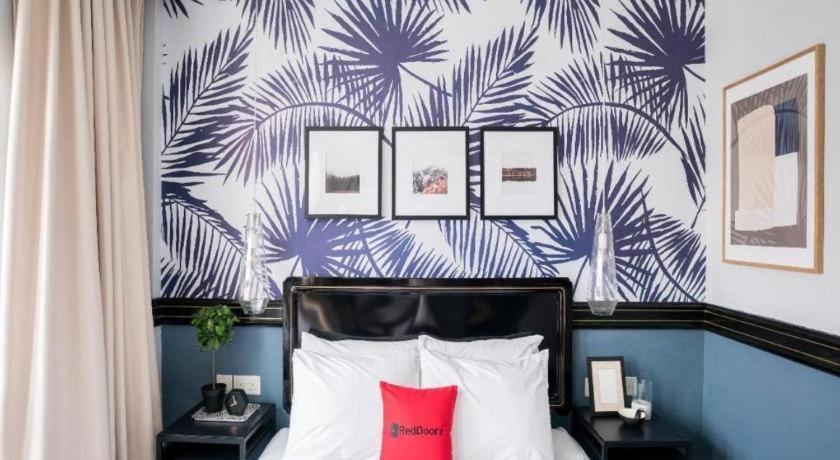 Reddoorz Near Marine Parade 3* Singapura