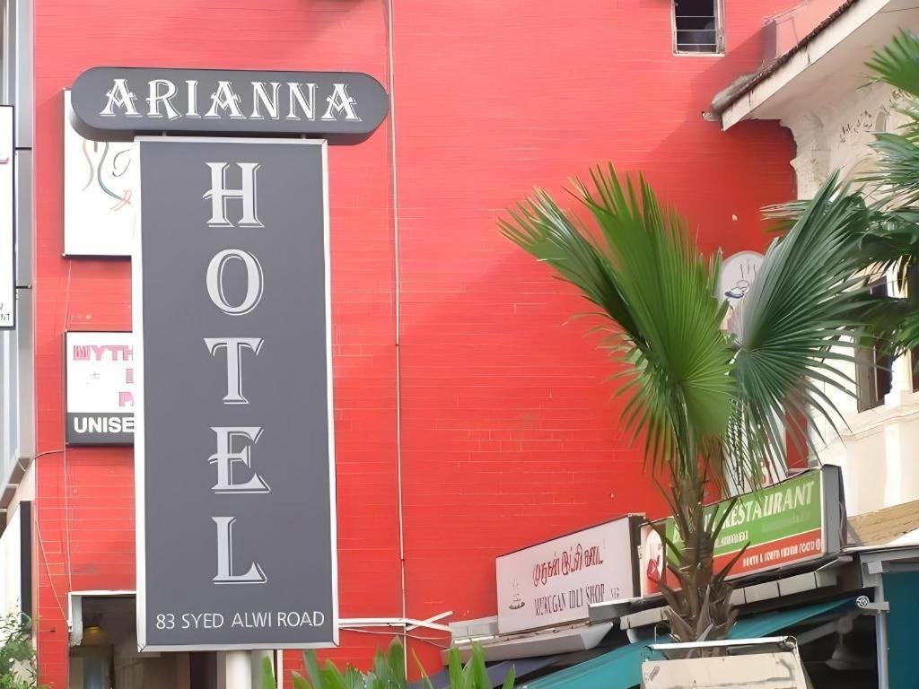 Arianna Singapore