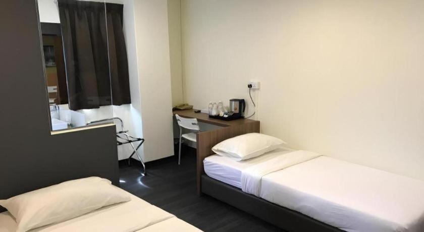 Hotel L @ 51 Desker Singapore