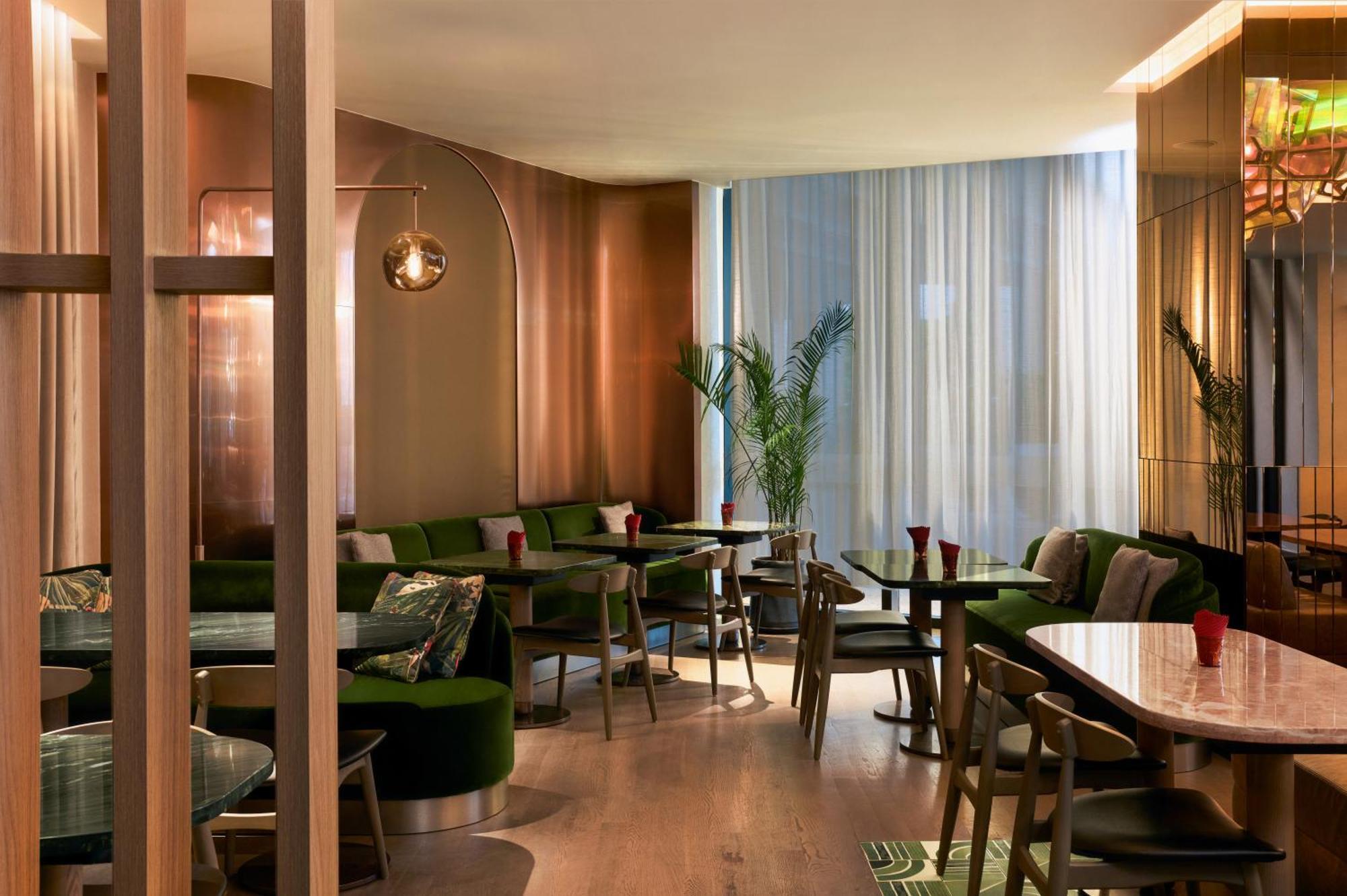 Mondrian Duxton 5*