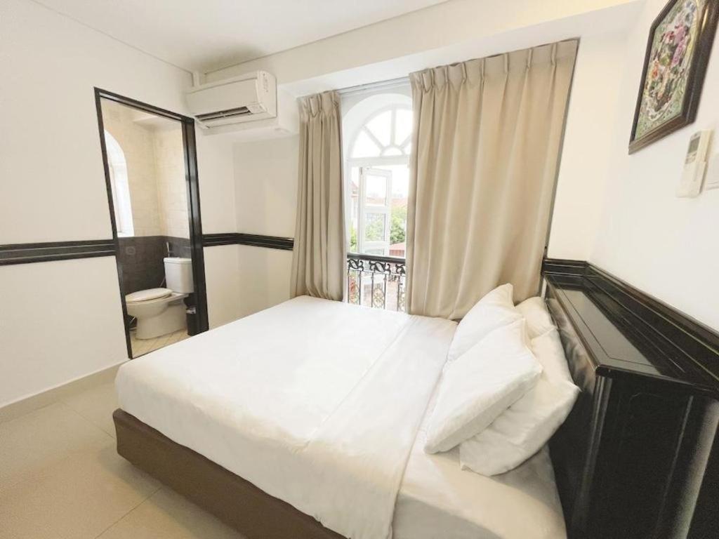 Reddoorz Near Marine Parade 3* Singapura