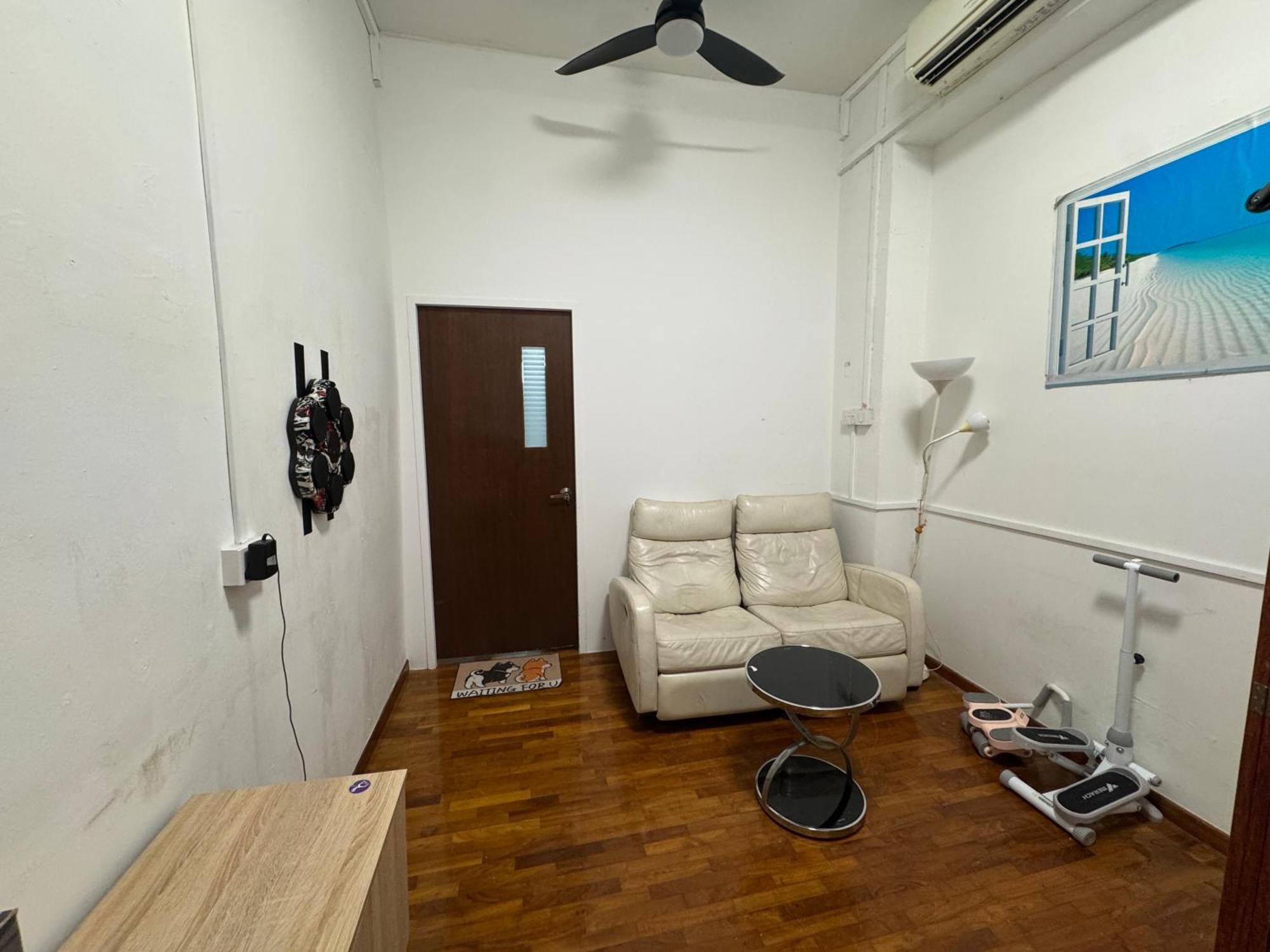 Apartment Spacious At Citycentre Singapore