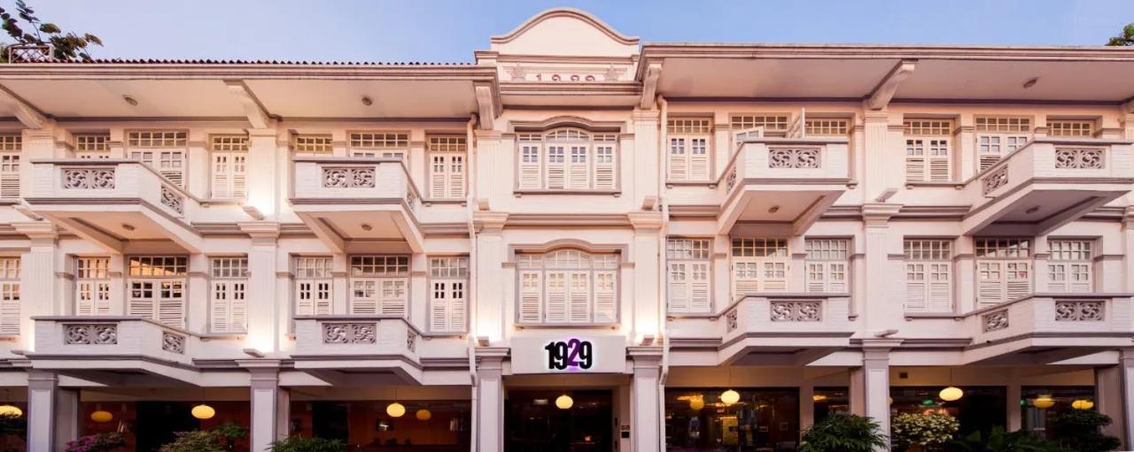 1929 - Newly Renovated Singapore