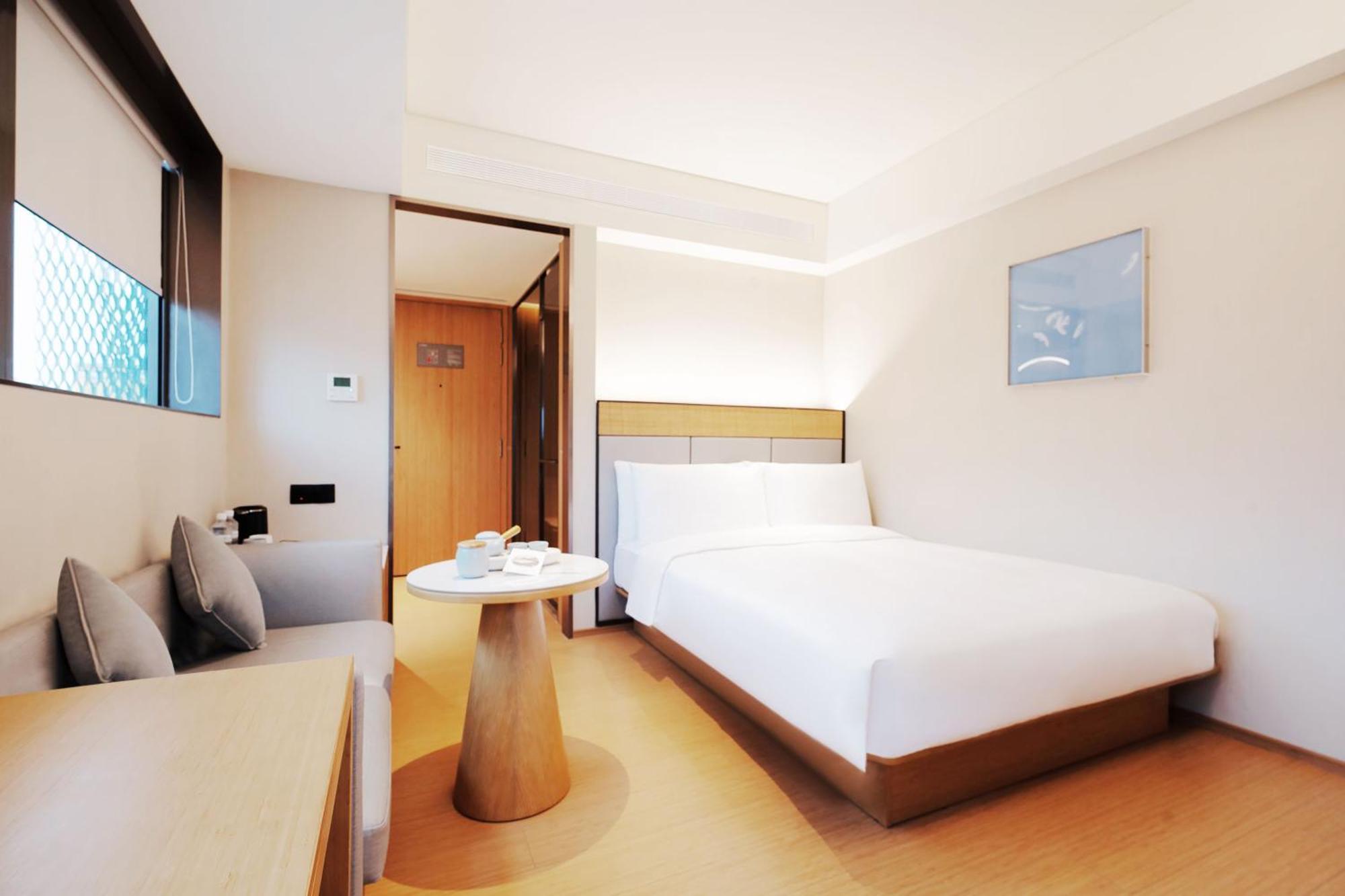Ji Orchard Hotel 4*
