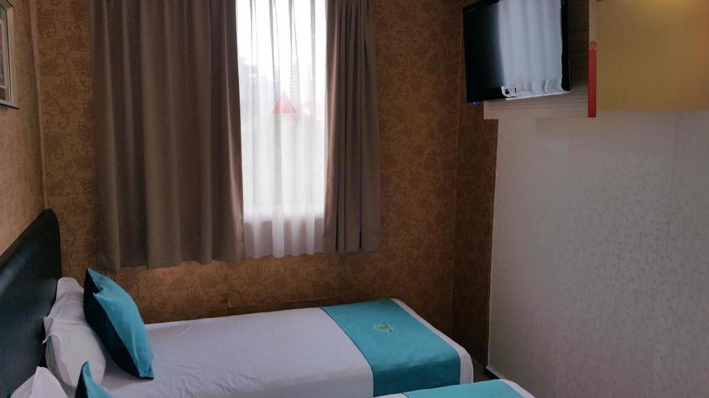 85 Garden Hotel Singapore