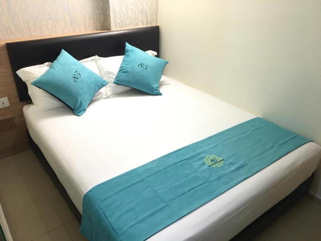 85 Garden Hotel Singapore