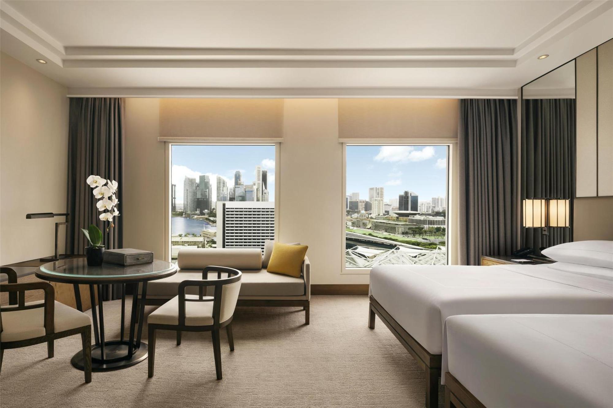 Conrad Marina Bay 5*