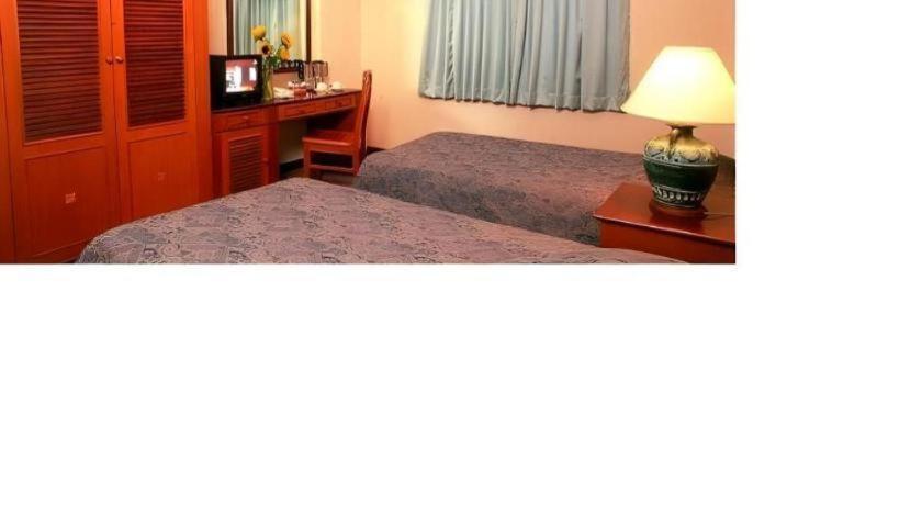 South East Hotel 2*