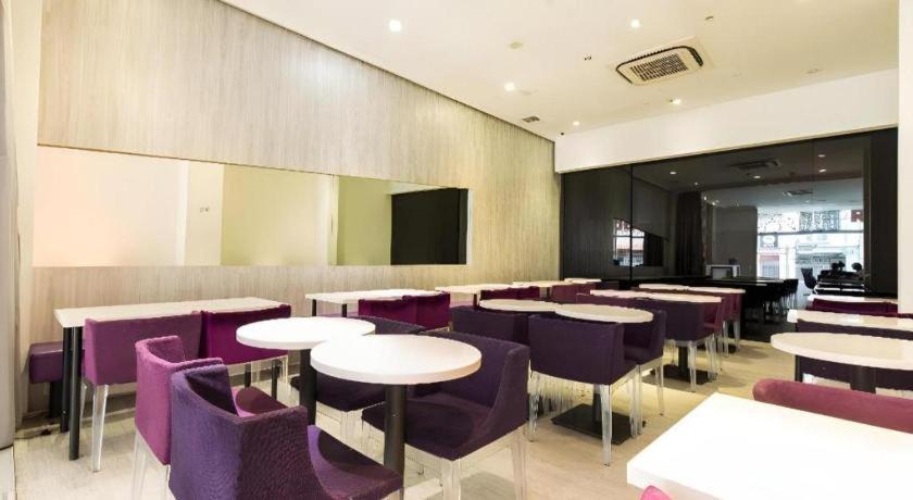 Hotel Reddoorz @ Little India 3*