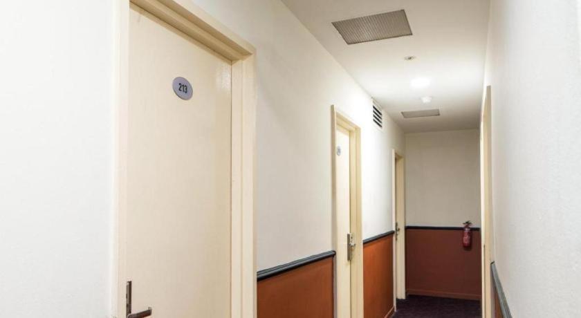 Hotel Meriton