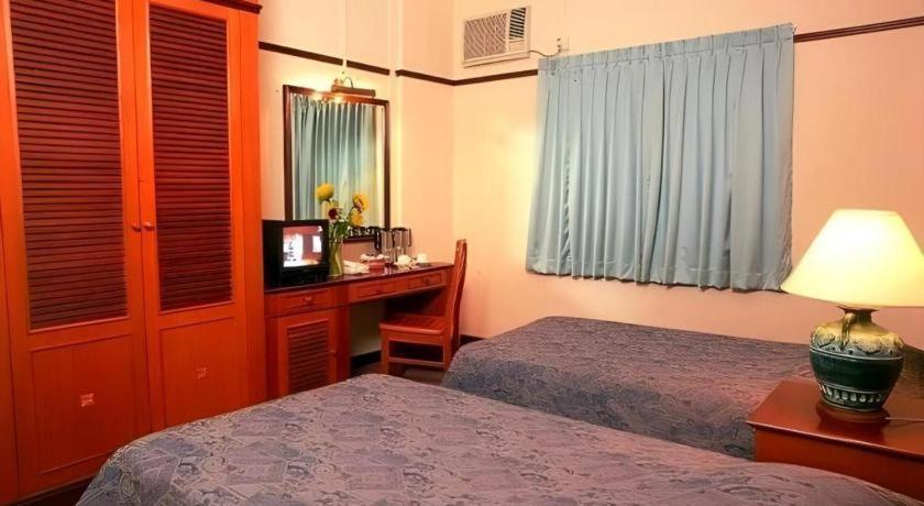 Hotel South East
