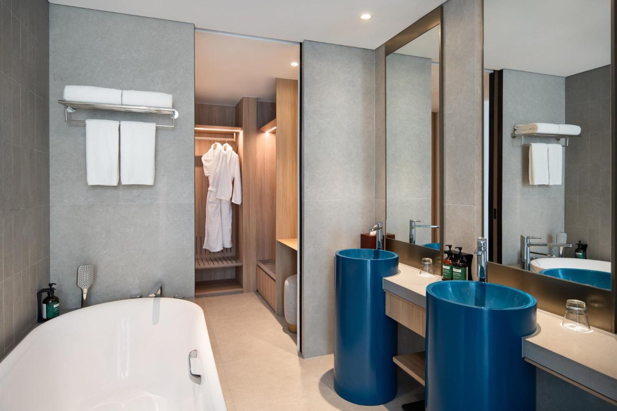 Crowne Plaza Changi Airport By Ihg 5* Singapore