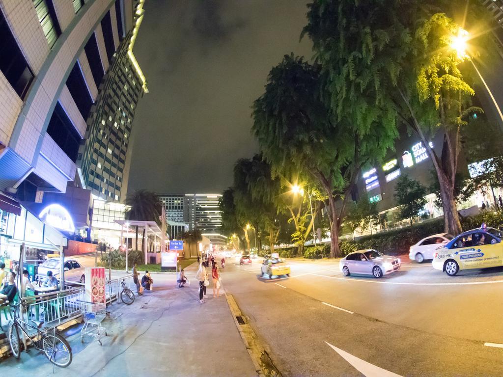 165 Singapore