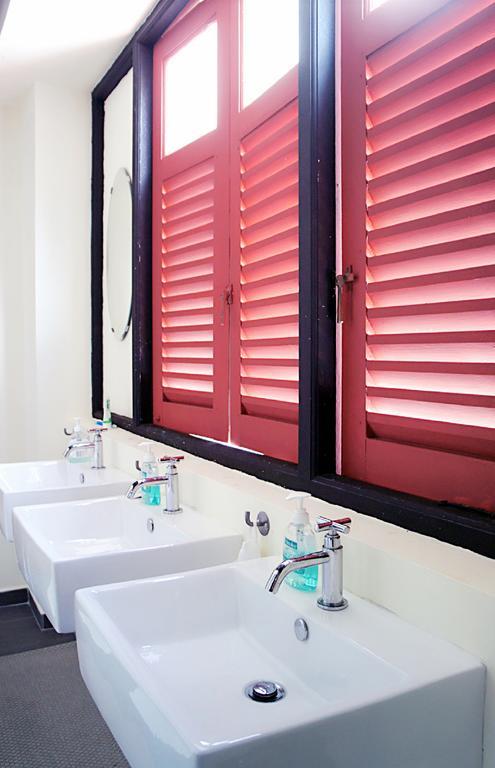 Hostel Beds And Dreams @ Chinatown 2 Singapore