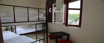 Lah Hostel