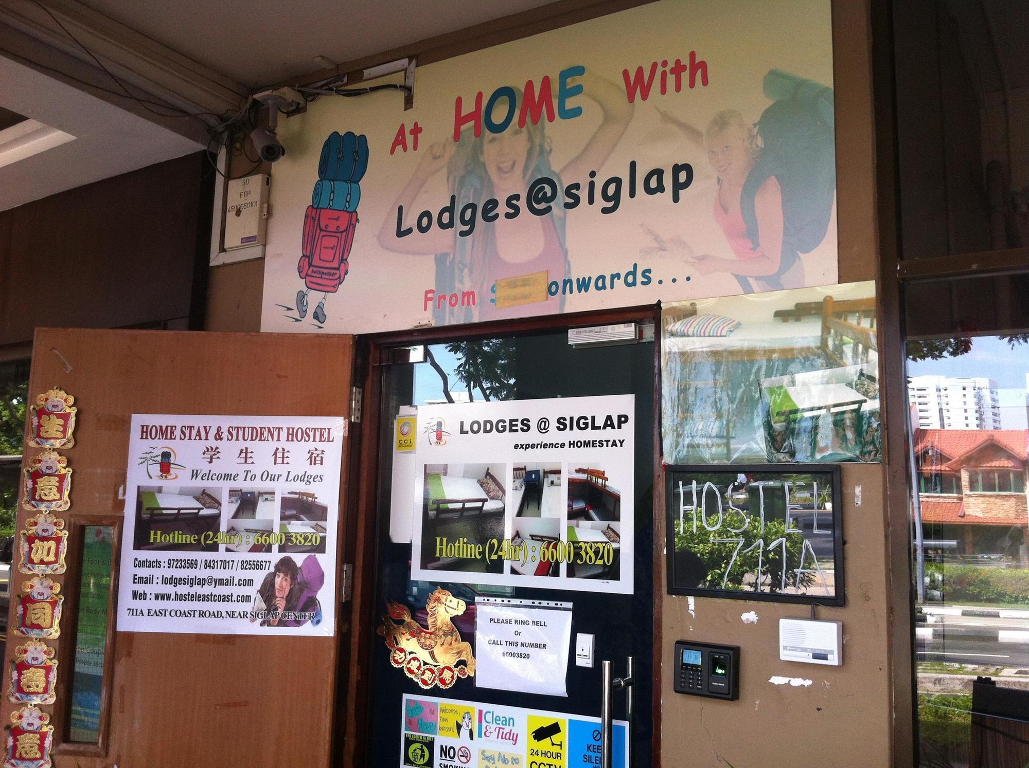 & Student Hostel Singapore